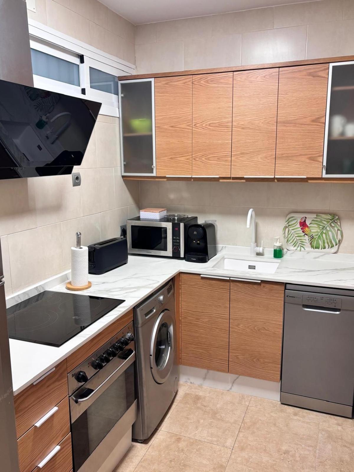 Primera Linea De Playa Paseo Maritimo Perla 5 Appartement *