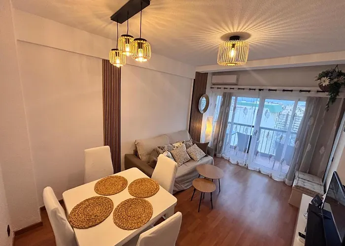 Apartamento Primera Linea De Playa Paseo Maritimo Perla 5